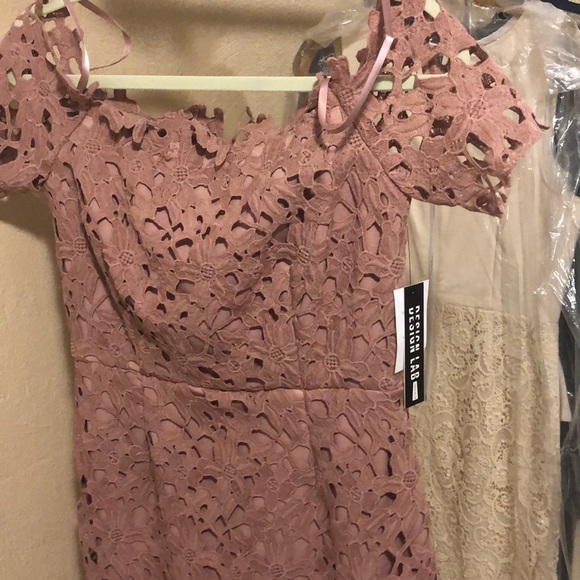 NWT- Design Lab Mauve Lace Dress off the shoulder - Picture 6 of 8